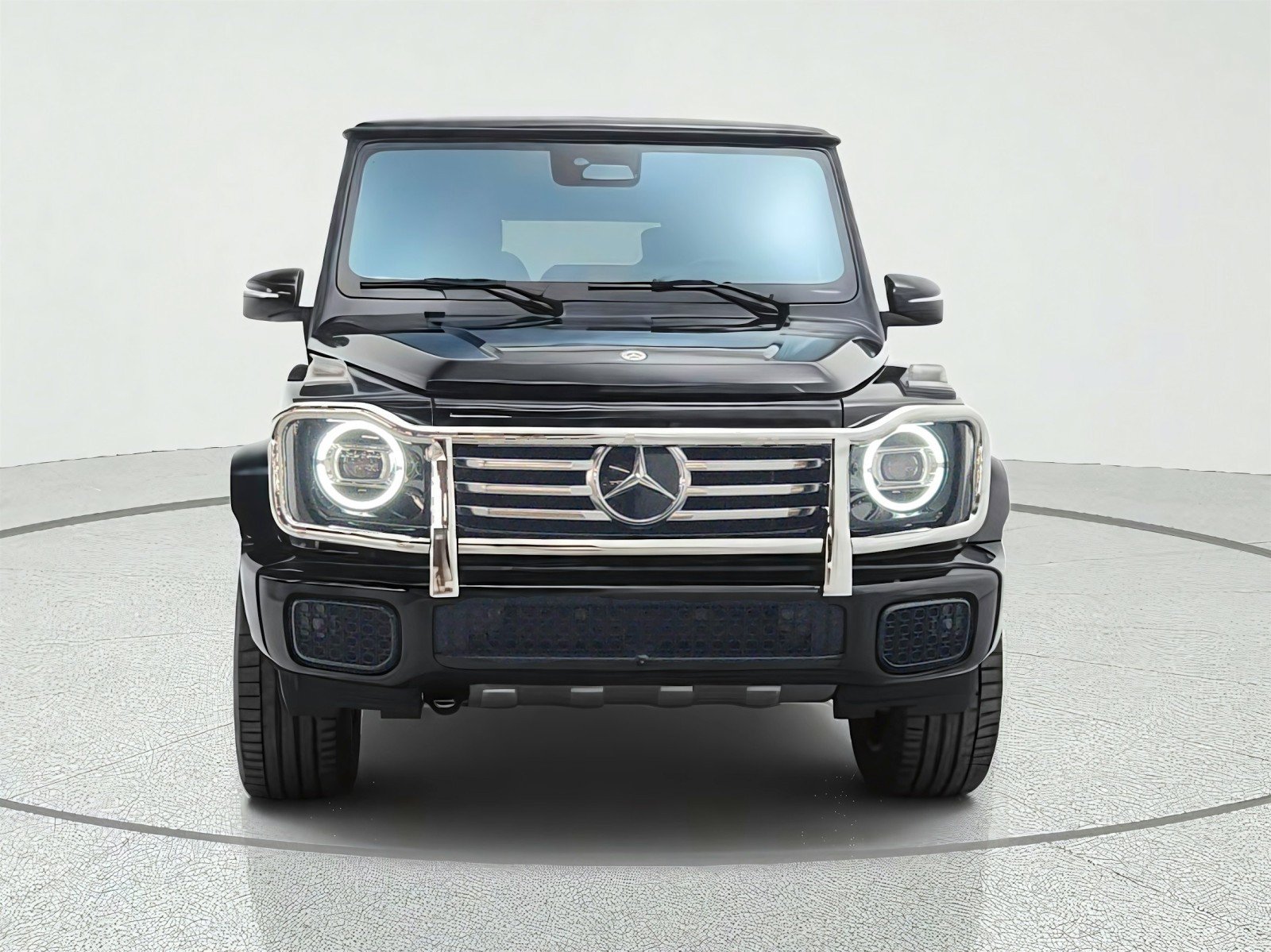 Used 2025 Mercedes-Benz G 550 image 2