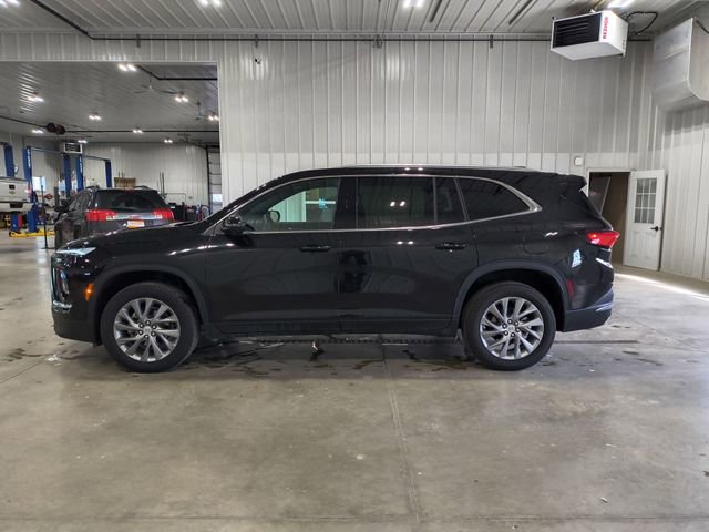 Used 2025 Buick Enclave Preferred AWD/4WD image 6