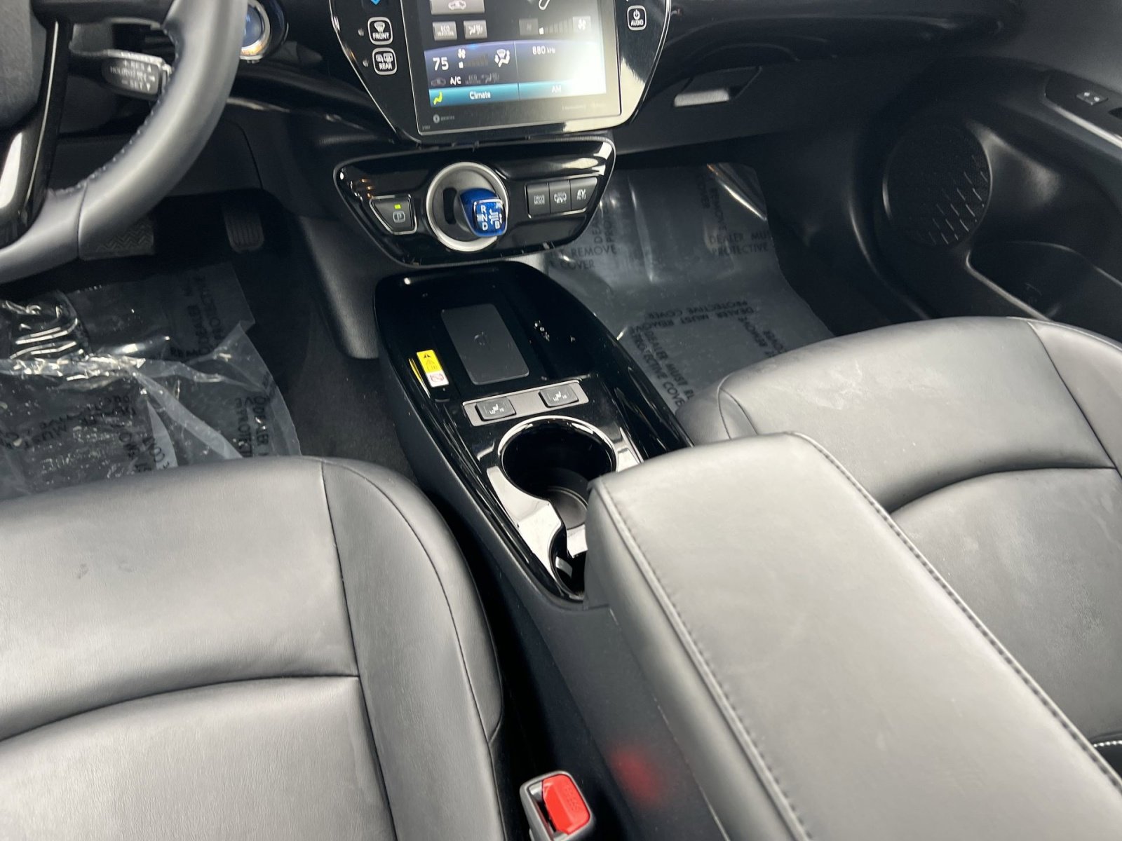 Used 2022 Toyota Prius Prime XLE image 23