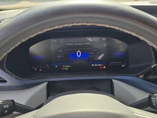 Used 2024 Volkswagen Taos SE image 33