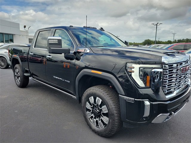 New 2025 GMC Sierra 2500 Denali w/ Denali Reserve Package image 2