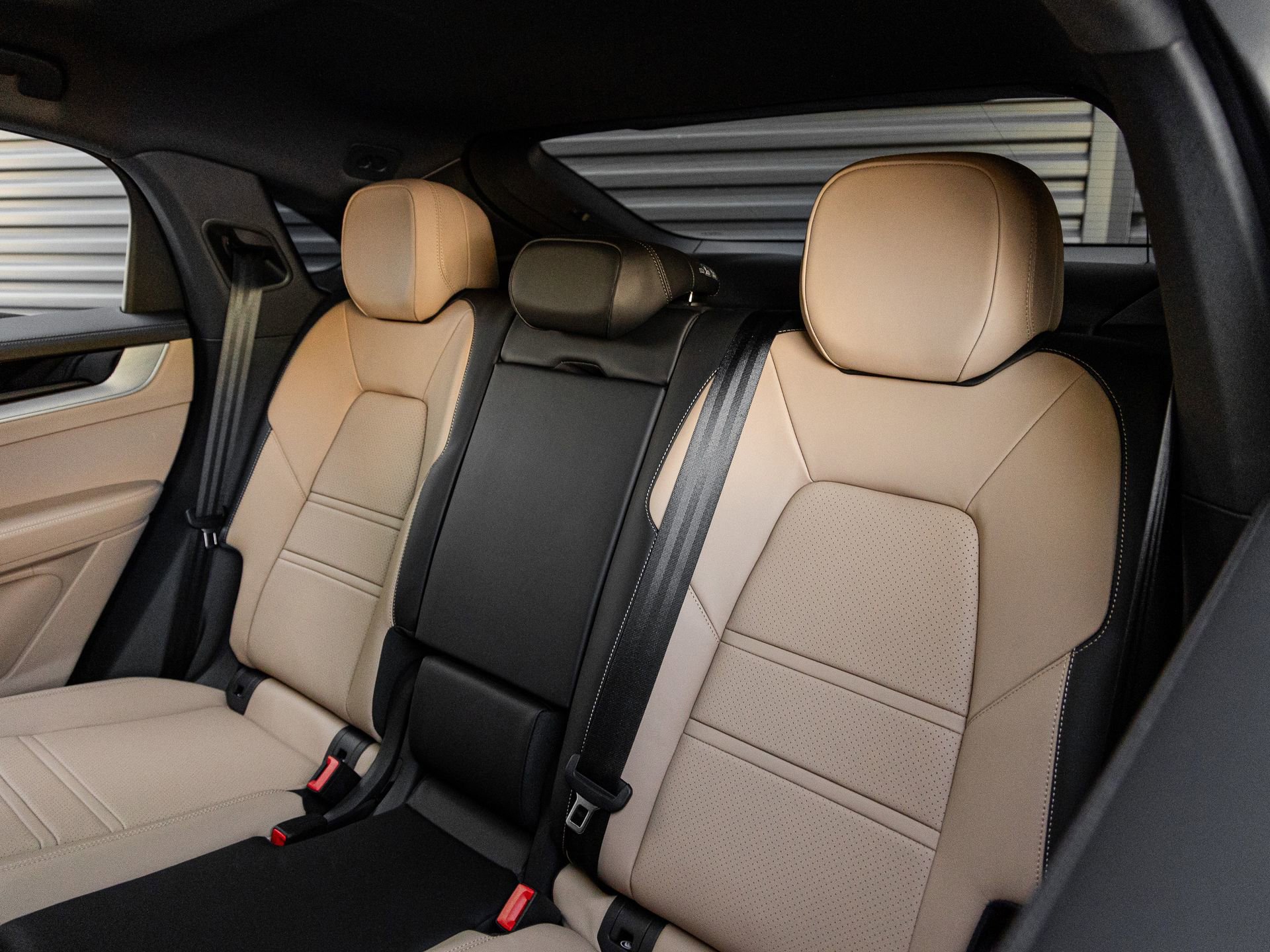 New 2026 Porsche Cayenne E-Hybrid Coupe image 28