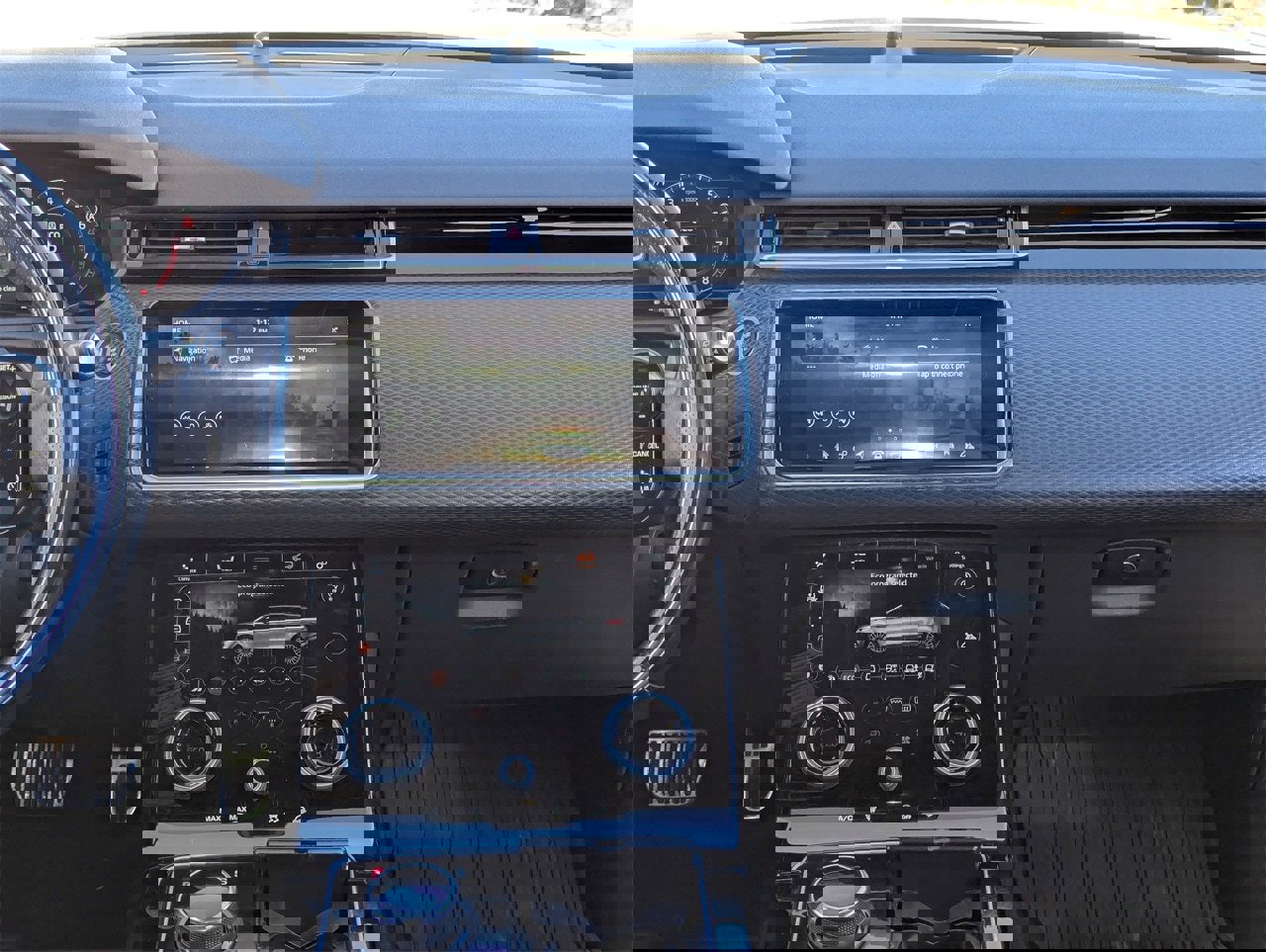 Used 2018 Land Rover Range Rover Velar R-Dynamic SE image 20