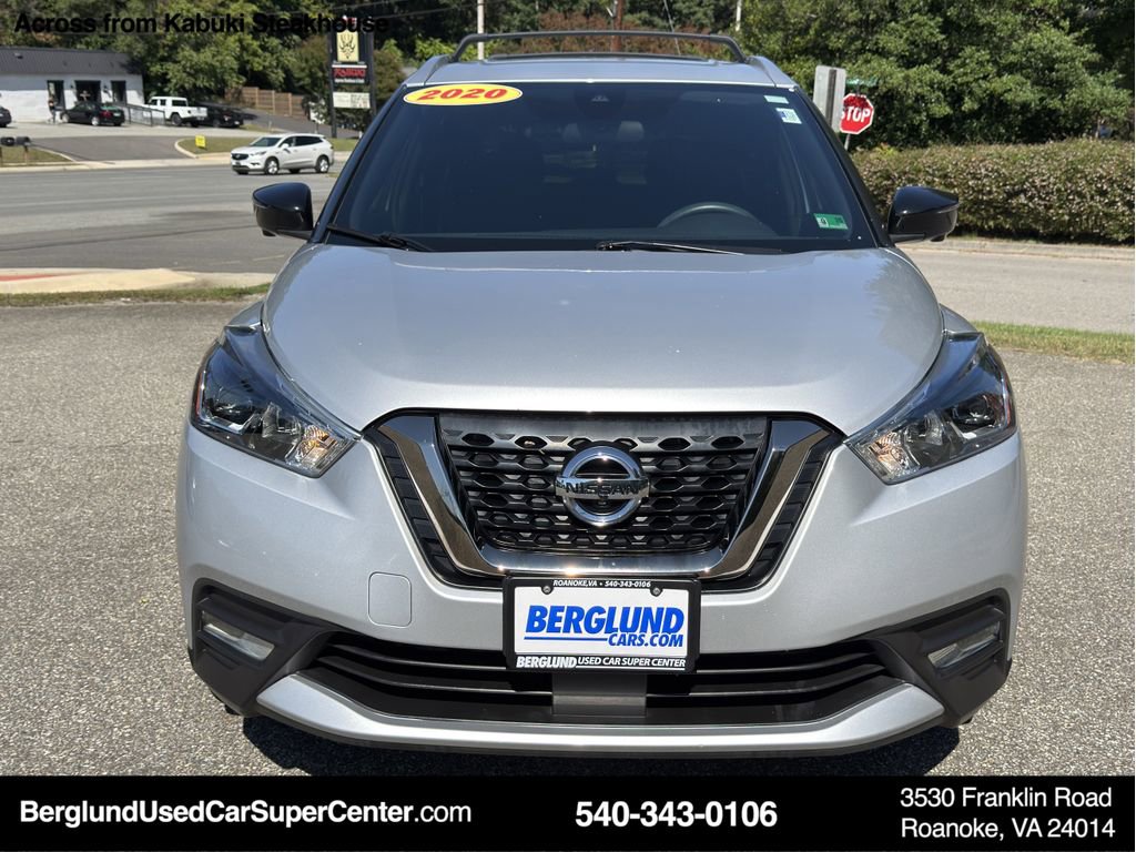 Used 2020 Nissan Kicks SR w/ Exterior Package image 9