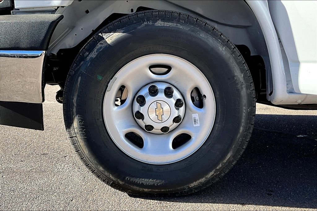 New 2024 Chevrolet Express 3500 w/ Power Convenience Package image 12