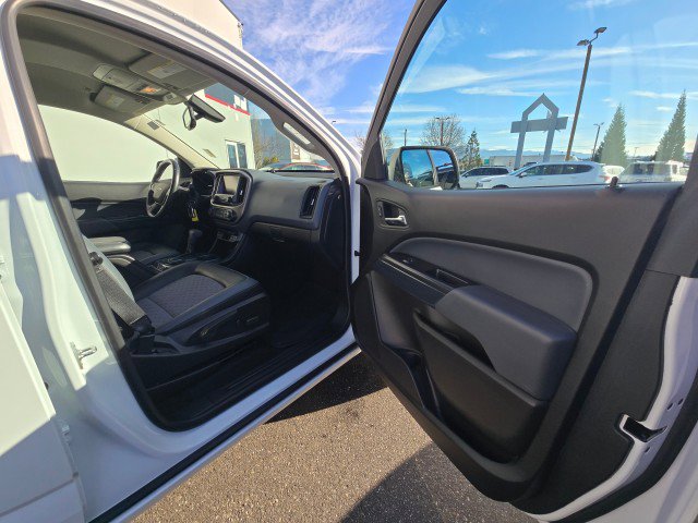 Used 2017 Chevrolet Colorado Z71 image 10