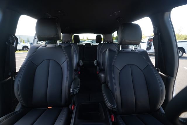 New 2026 Chrysler Voyager LX image 33