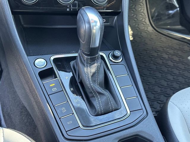 Used 2021 Volkswagen Jetta R-Line w/ R-Line Cold Weather Package image 22