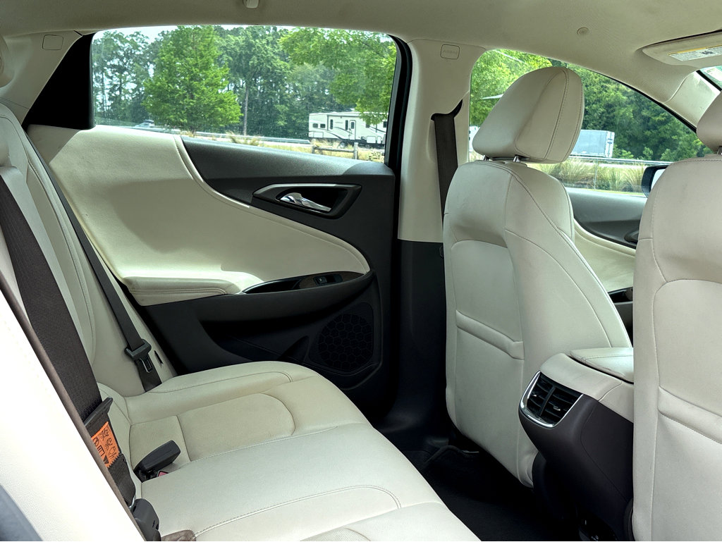 Used 2024 Chevrolet Malibu LT FWD image 9