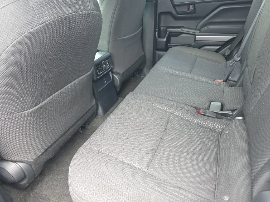 Used 2026 Toyota 4Runner SR5 AWD/4WD image 11