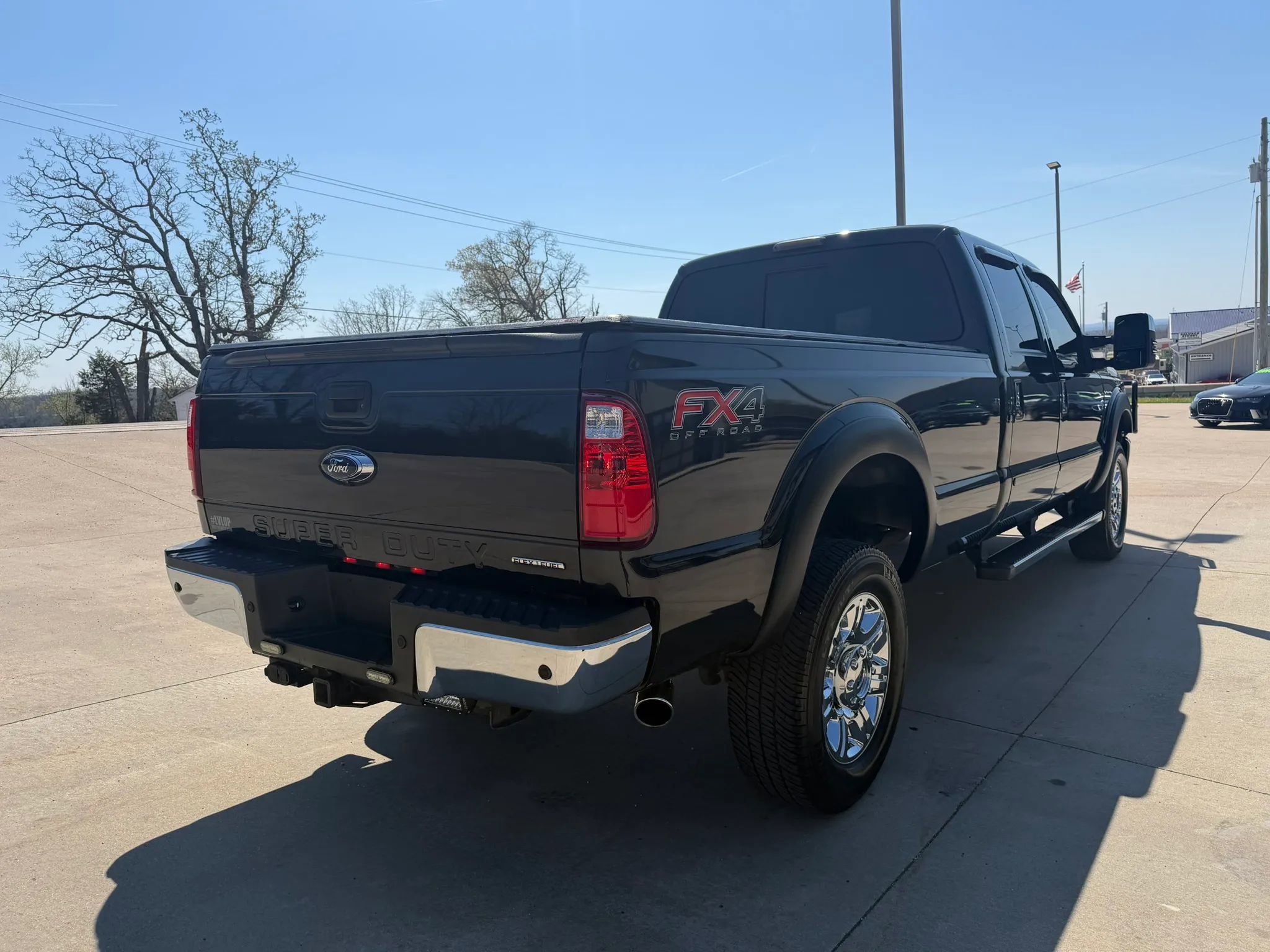 Used 2015 Ford F350 Lariat w/ Lariat Ultimate Package AWD/4WD image 9