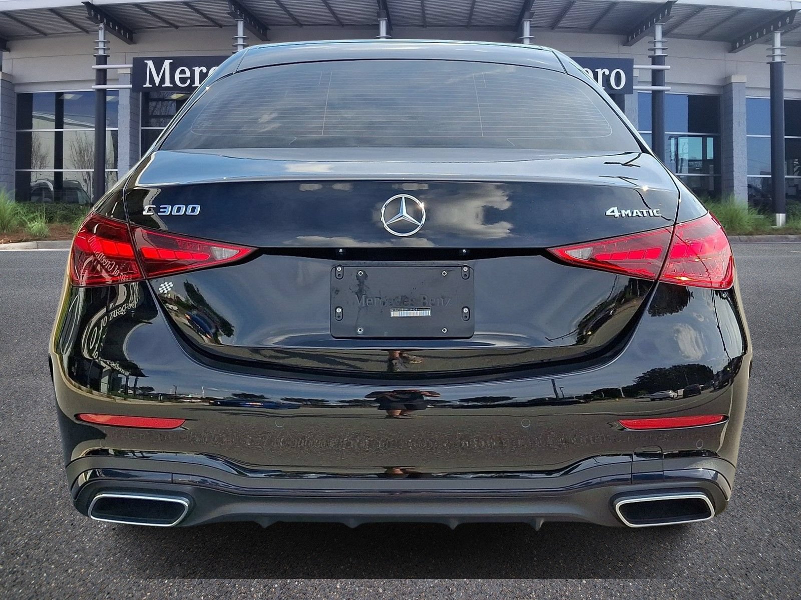 Certified 2023 Mercedes-Benz C 300 4MATIC Sedan image 5