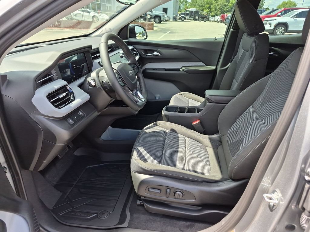 New 2027 Chevrolet Bolt LT w/ Comfort Package FWD image 15