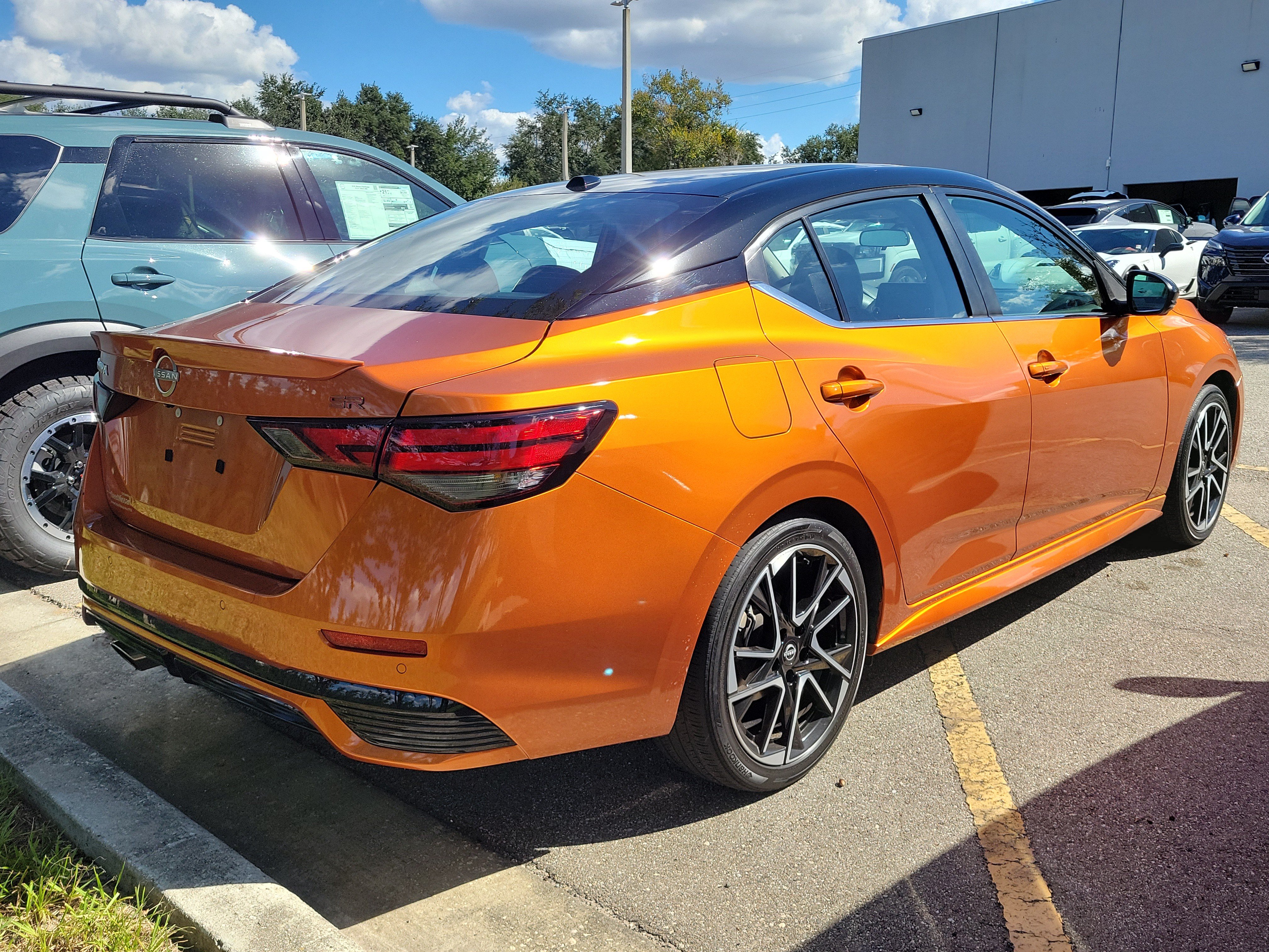 Certified 2025 Nissan Sentra SR w/ SR Premium Package FWD image 3