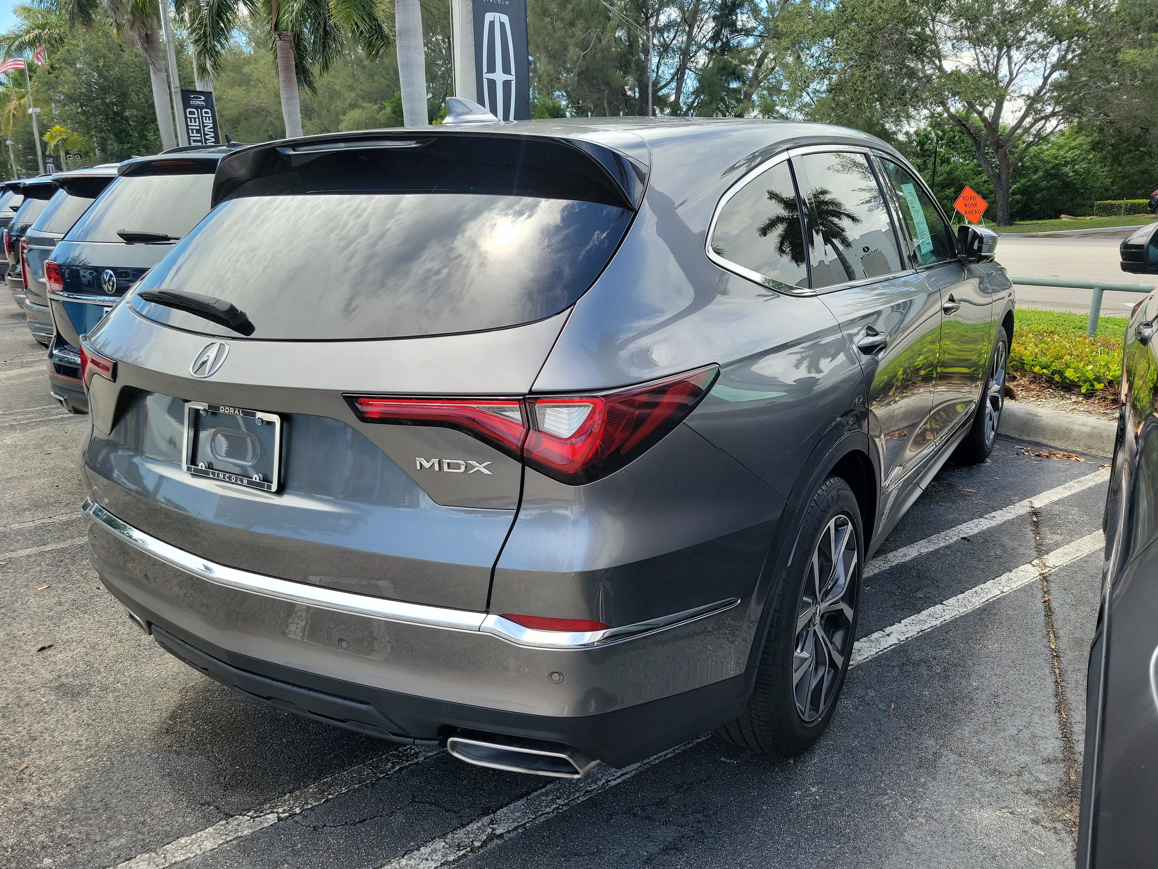 Used 2024 Acura MDX FWD w/ Technology Package image 3