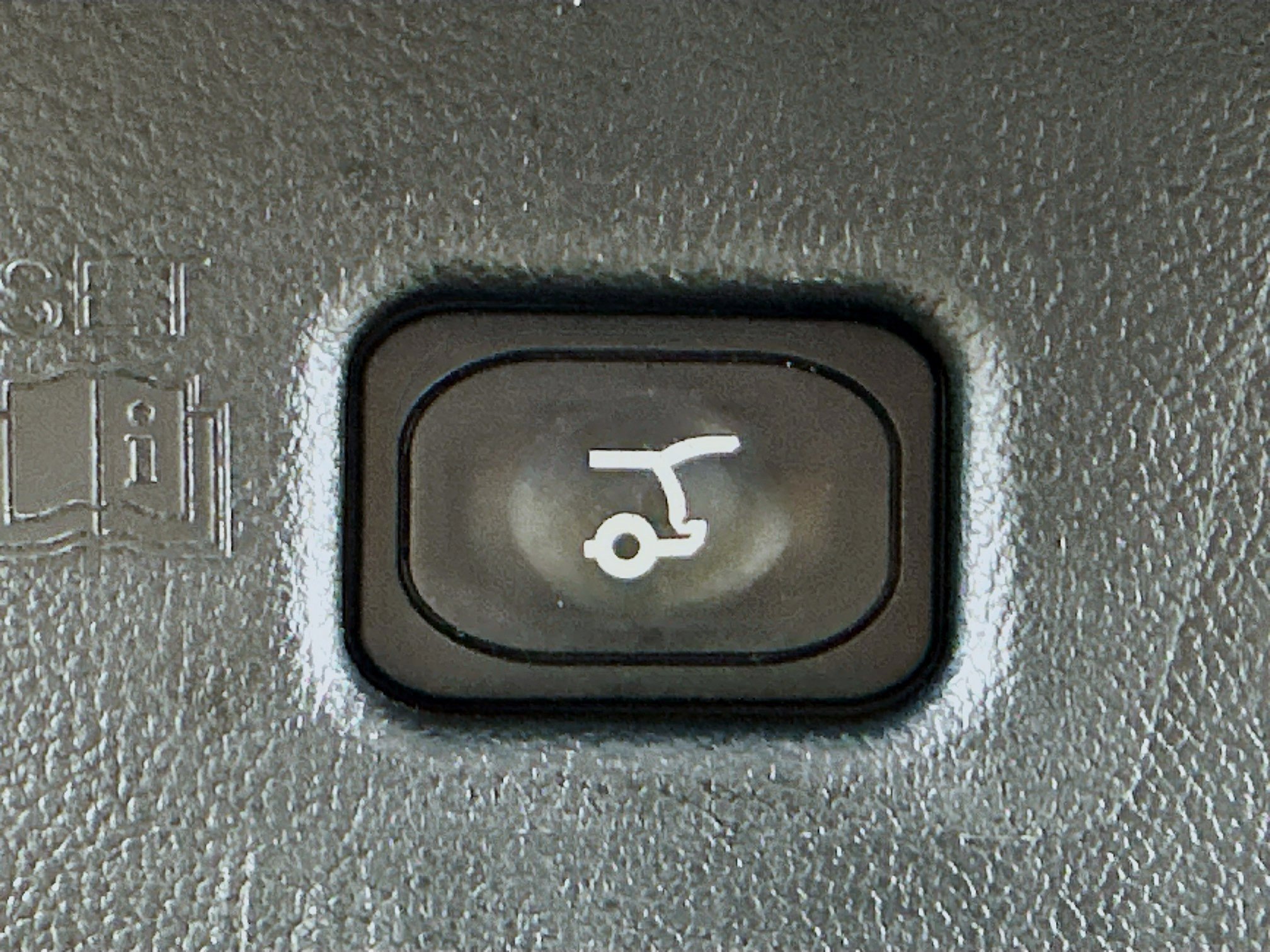 Used 2023 Lincoln Nautilus FWD w/ Premium Package image 29