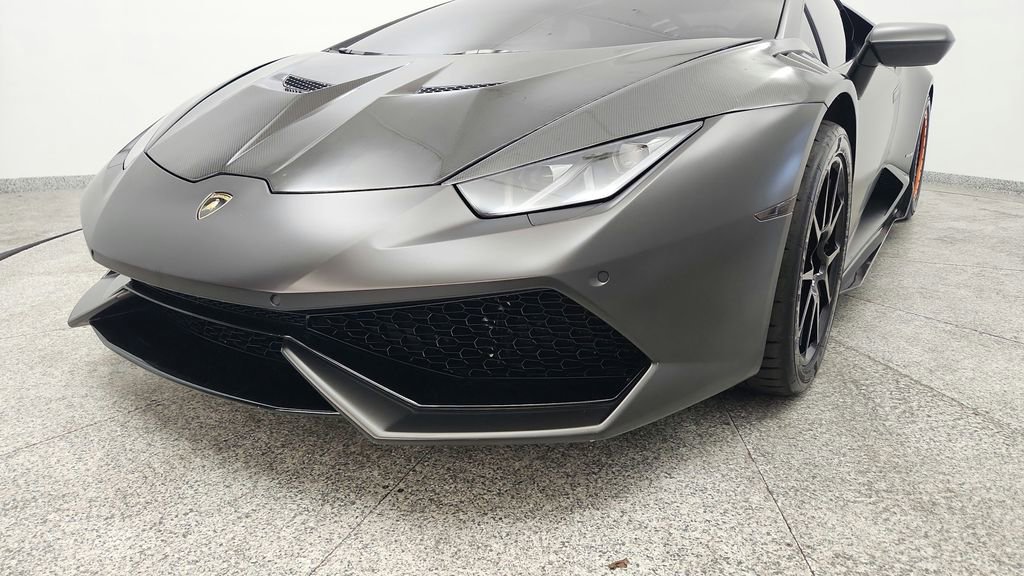 Used 2015 Lamborghini Huracan LP 610-4 AWD/4WD image 12