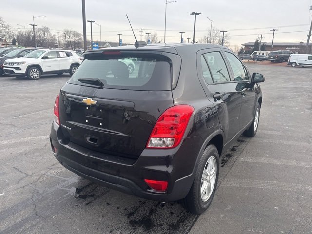 Certified 2021 Chevrolet Trax LS image 3