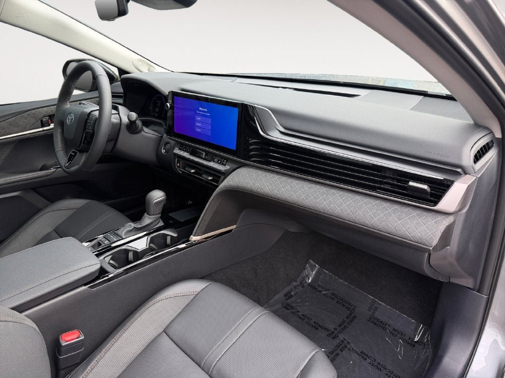 Used 2025 Toyota Camry XLE w/ Premium Plus Package AWD/4WD image 26
