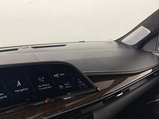 Used 2022 Cadillac Escalade ESV Sport Platinum AWD/4WD image 32