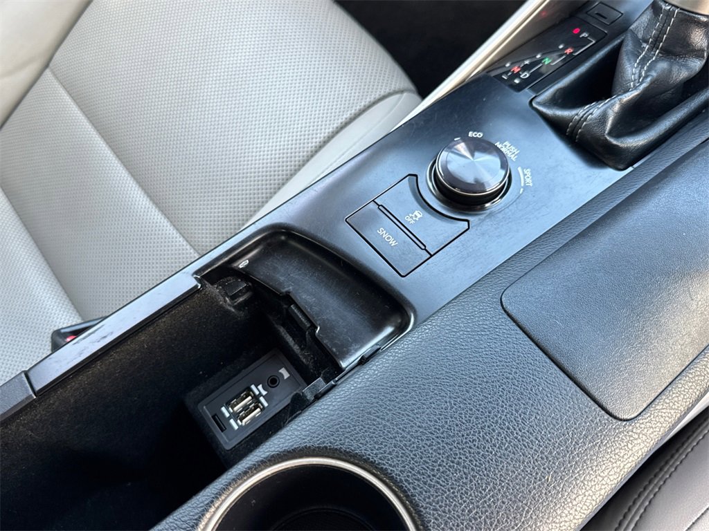 Used 2014 Lexus IS 350 image 15