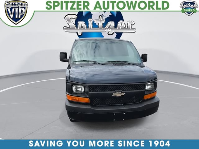 Used 2015 Chevrolet Express 2500 RWD image 3