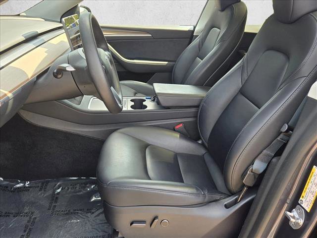Used 2023 Tesla Model Y Long Range image 17