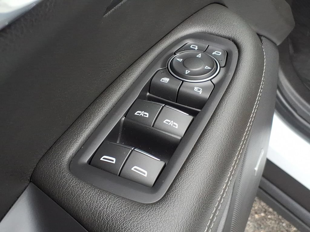 Used 2024 Cadillac XT6 Sport w/ Technology Package AWD/4WD image 14