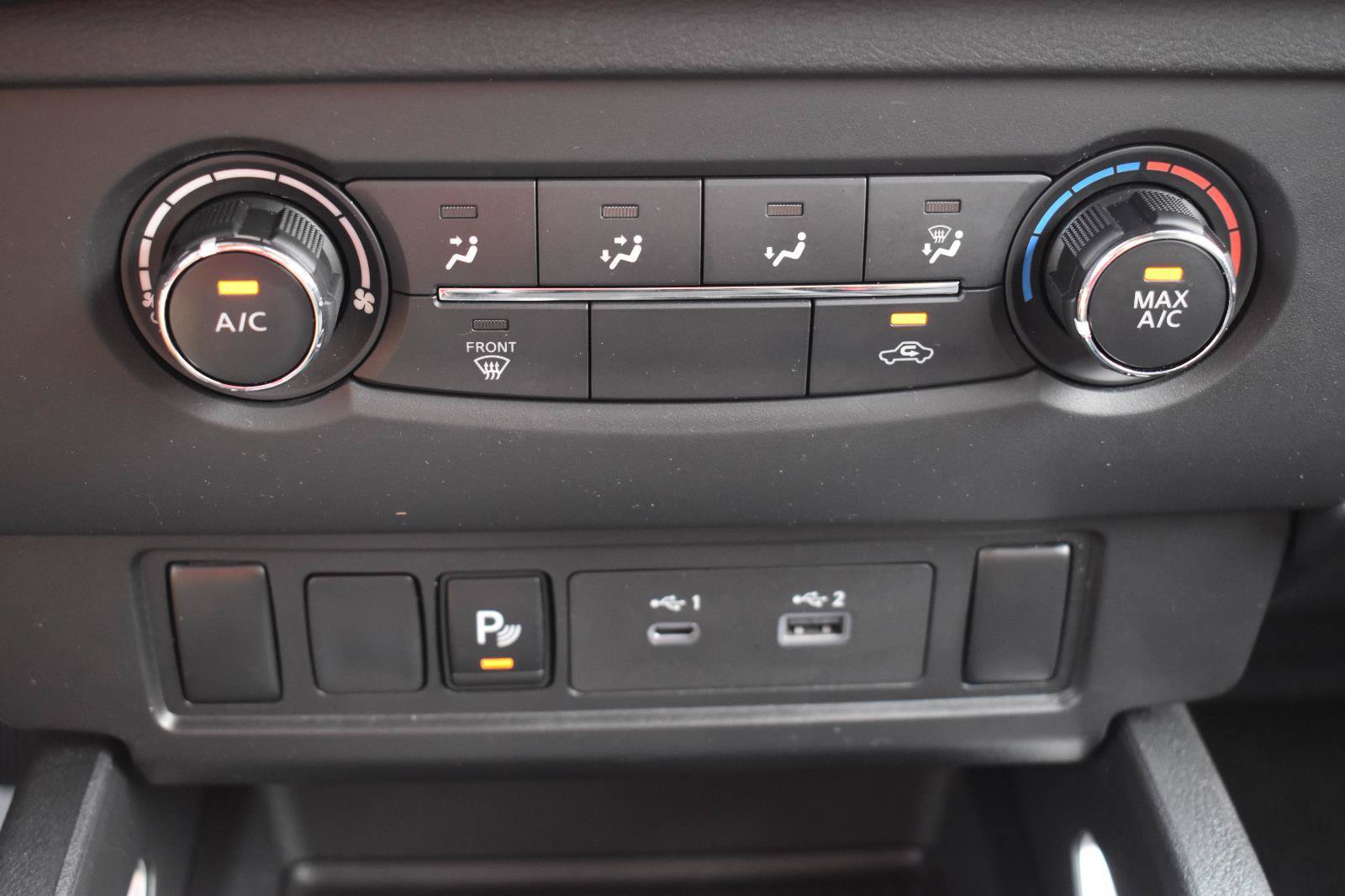 Certified 2025 Nissan Frontier SV RWD image 40