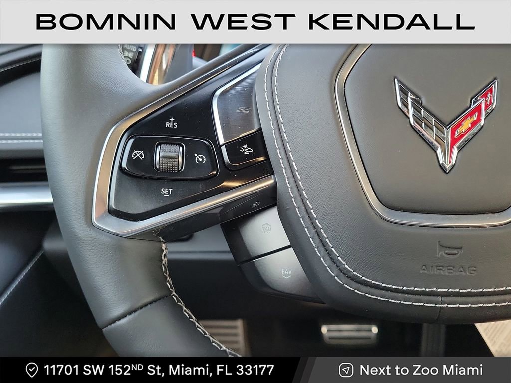 Used 2025 Chevrolet Corvette Z06 image 13