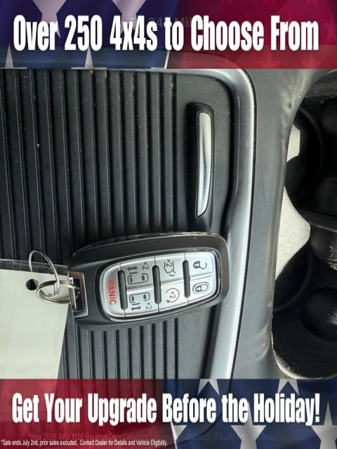 Used 2022 Chrysler Pacifica Touring-L AWD/4WD image 28