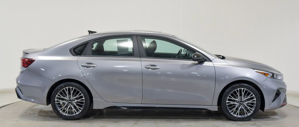 Used 2024 Kia Forte GT-Line w/ GT-Line Premium Package image 14