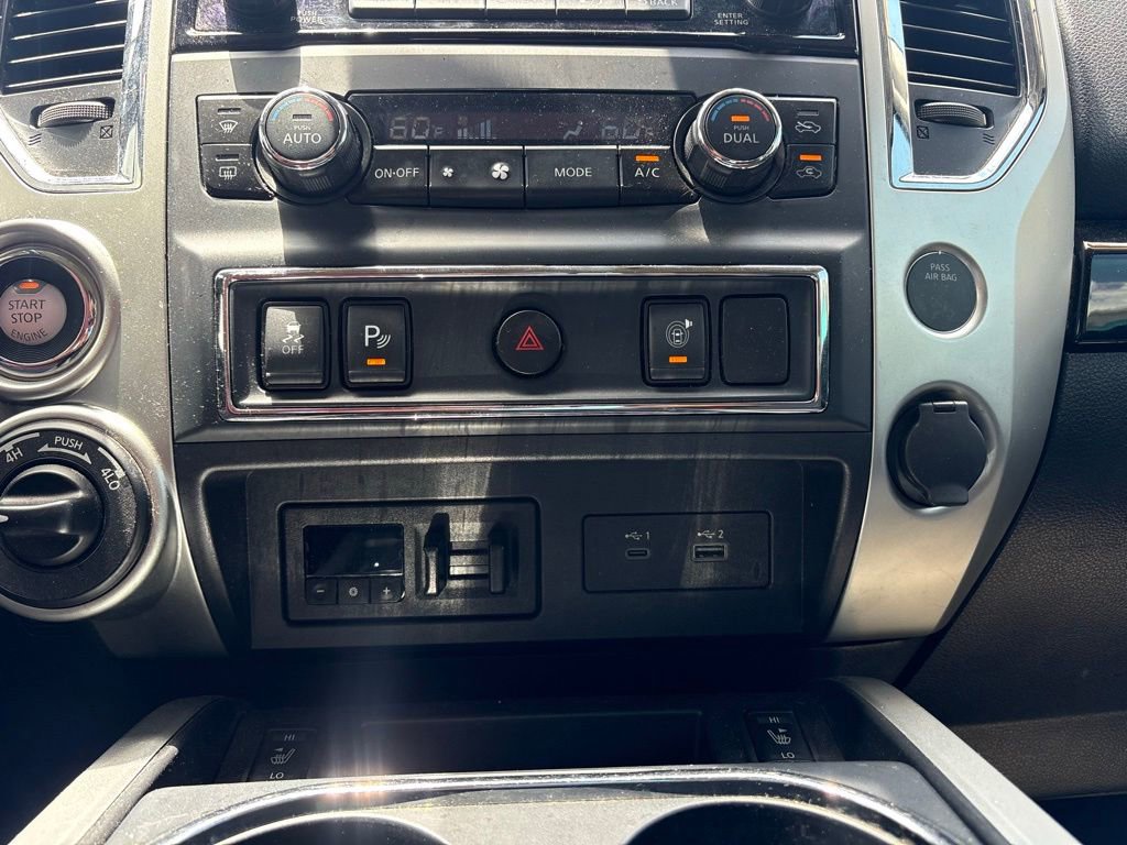 Used 2020 Nissan Titan SV w/ SV Convenience Package AWD/4WD image 22