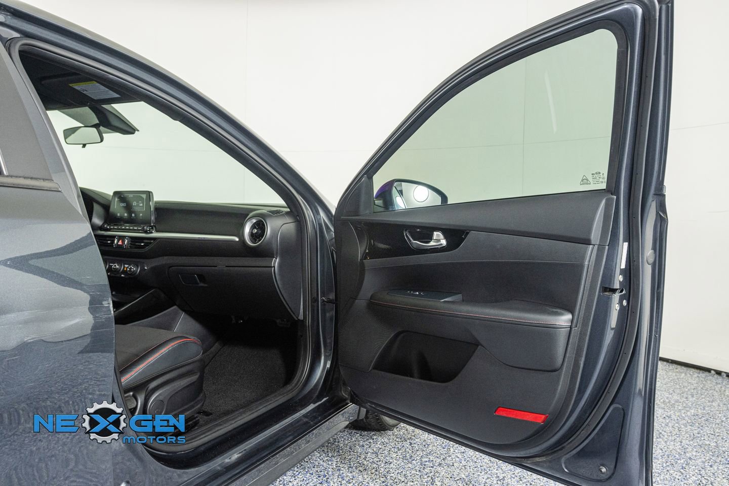 Used 2020 Kia Forte GT FWD image 34