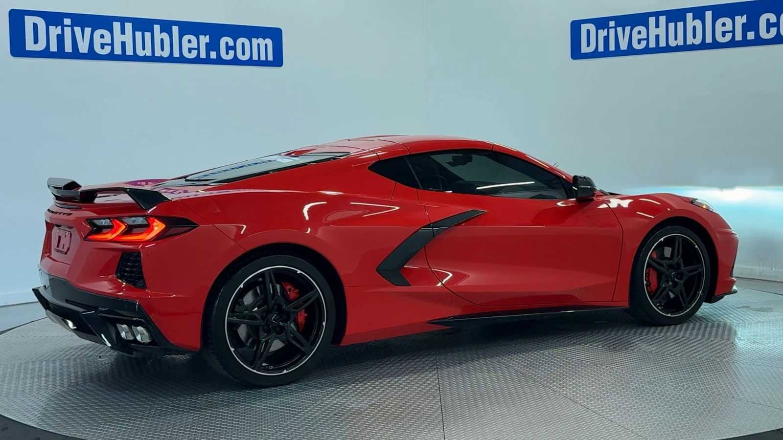 Used 2020 Chevrolet Corvette Stingray Premium Cpe w/ 3LT Preferred Equipment Group RWD image 8