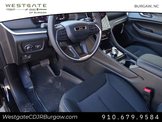 New 2024 Jeep Grand Cherokee L Laredo image 14