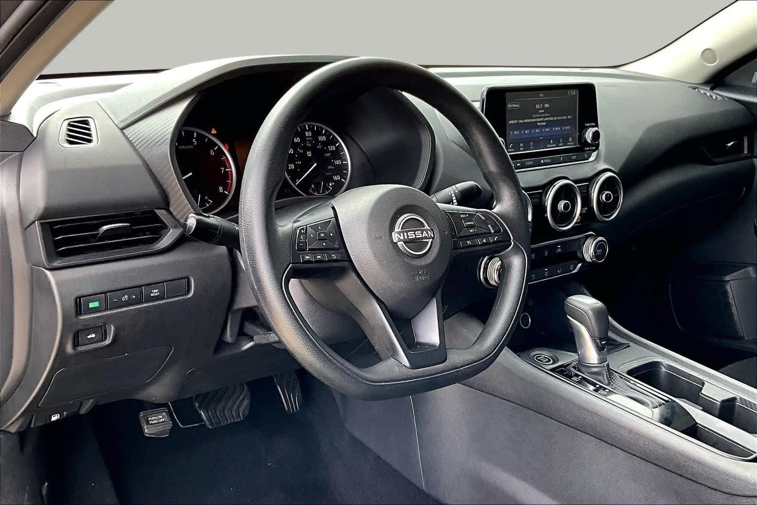 Used 2025 Nissan Sentra S FWD image 17