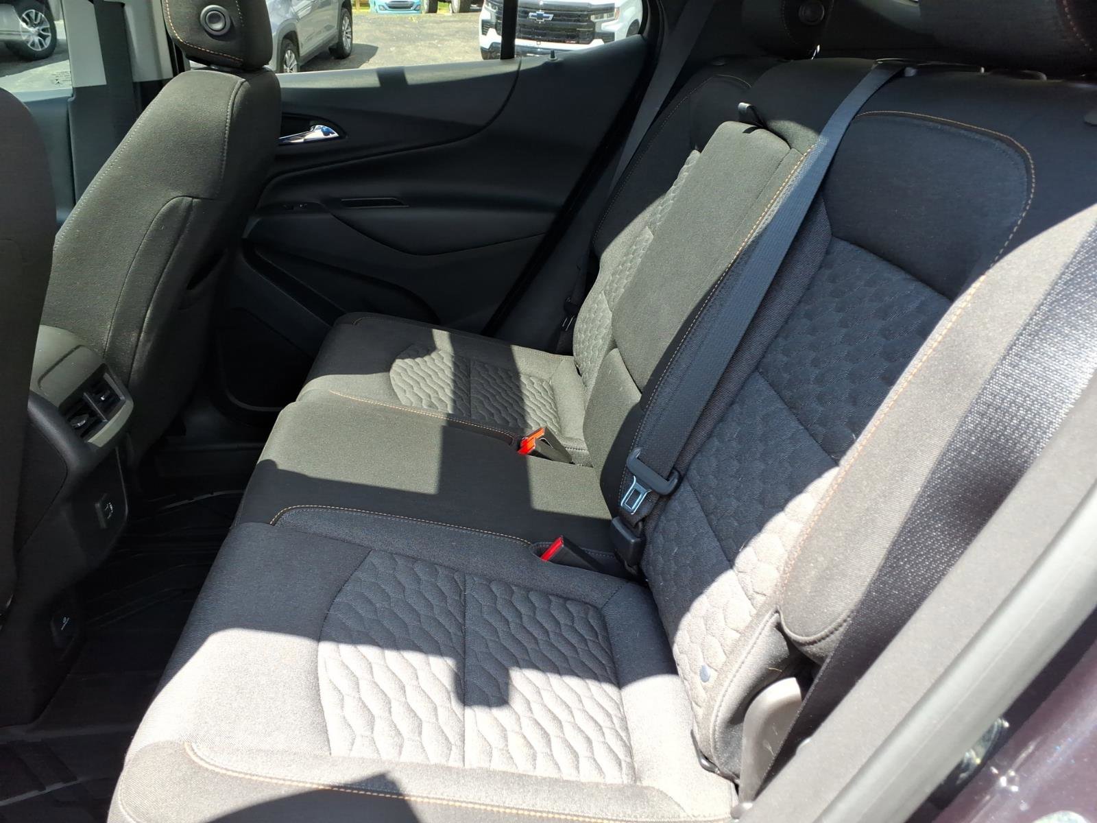 Used 2019 Chevrolet Equinox LT w/ Sun & Navigation Package AWD/4WD image 14