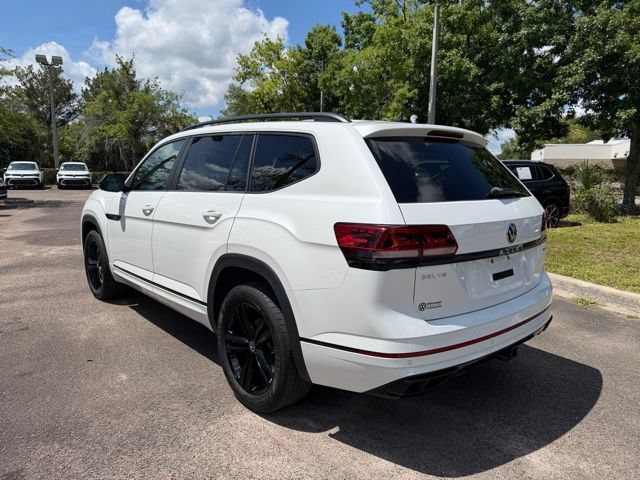 Used 2023 Volkswagen Atlas SEL R-Line AWD/4WD image 4