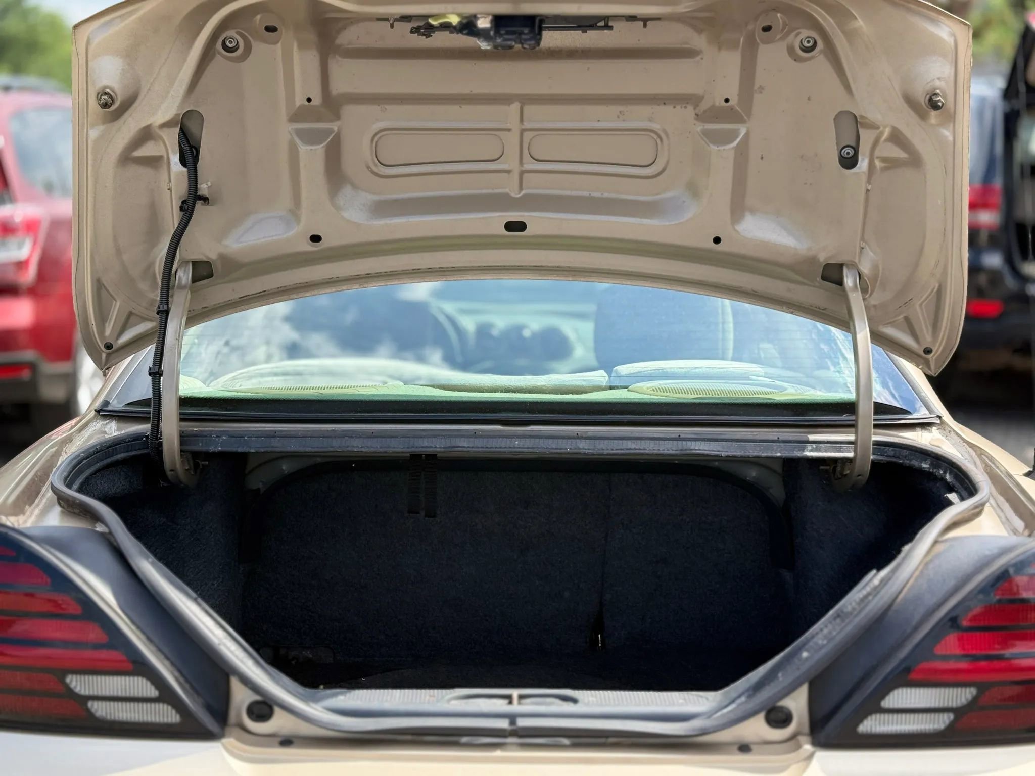 Used 2004 Pontiac Grand Am SE FWD image 27