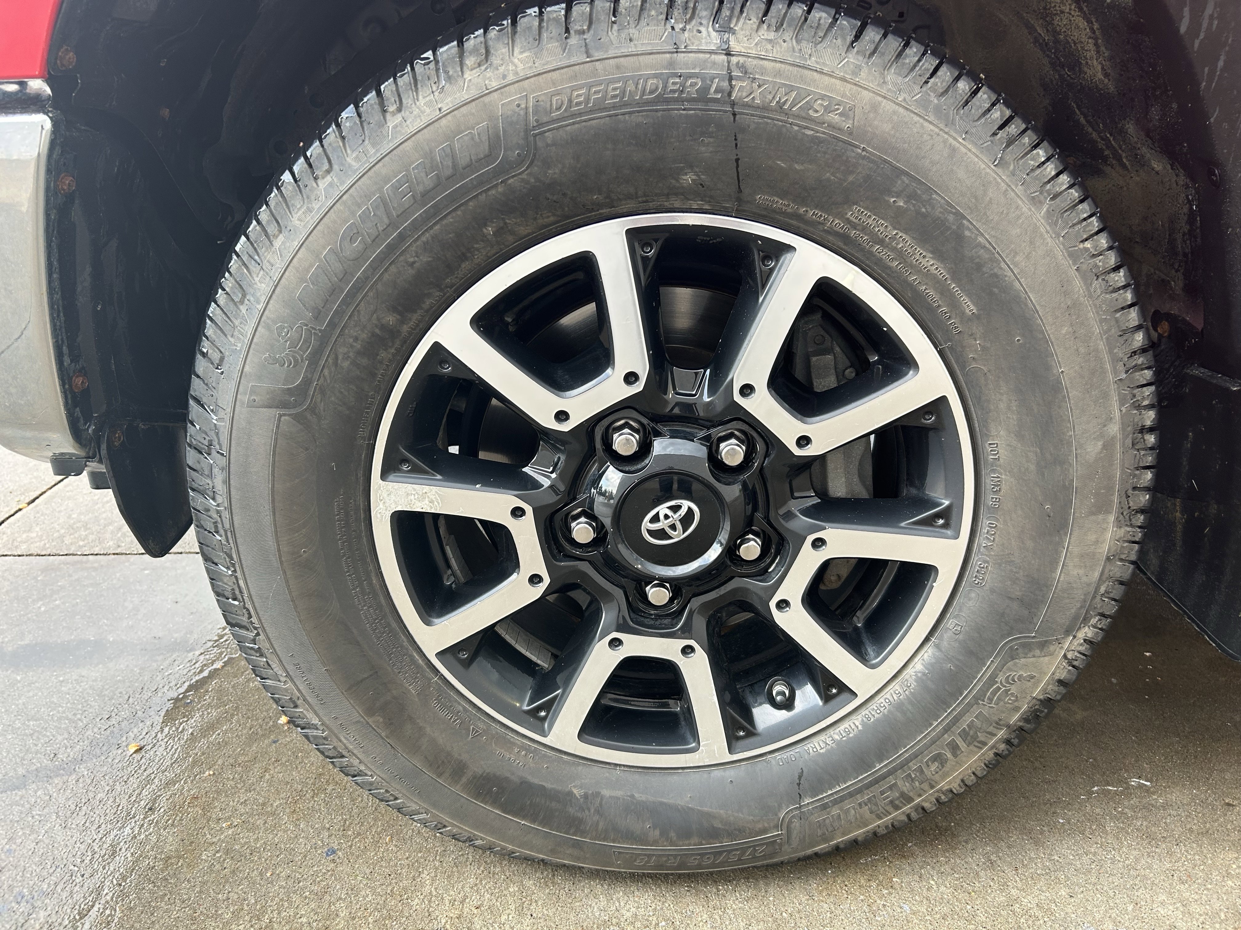 Used 2014 Toyota Tundra SR5 w/ TRD Off Road Package AWD/4WD image 8