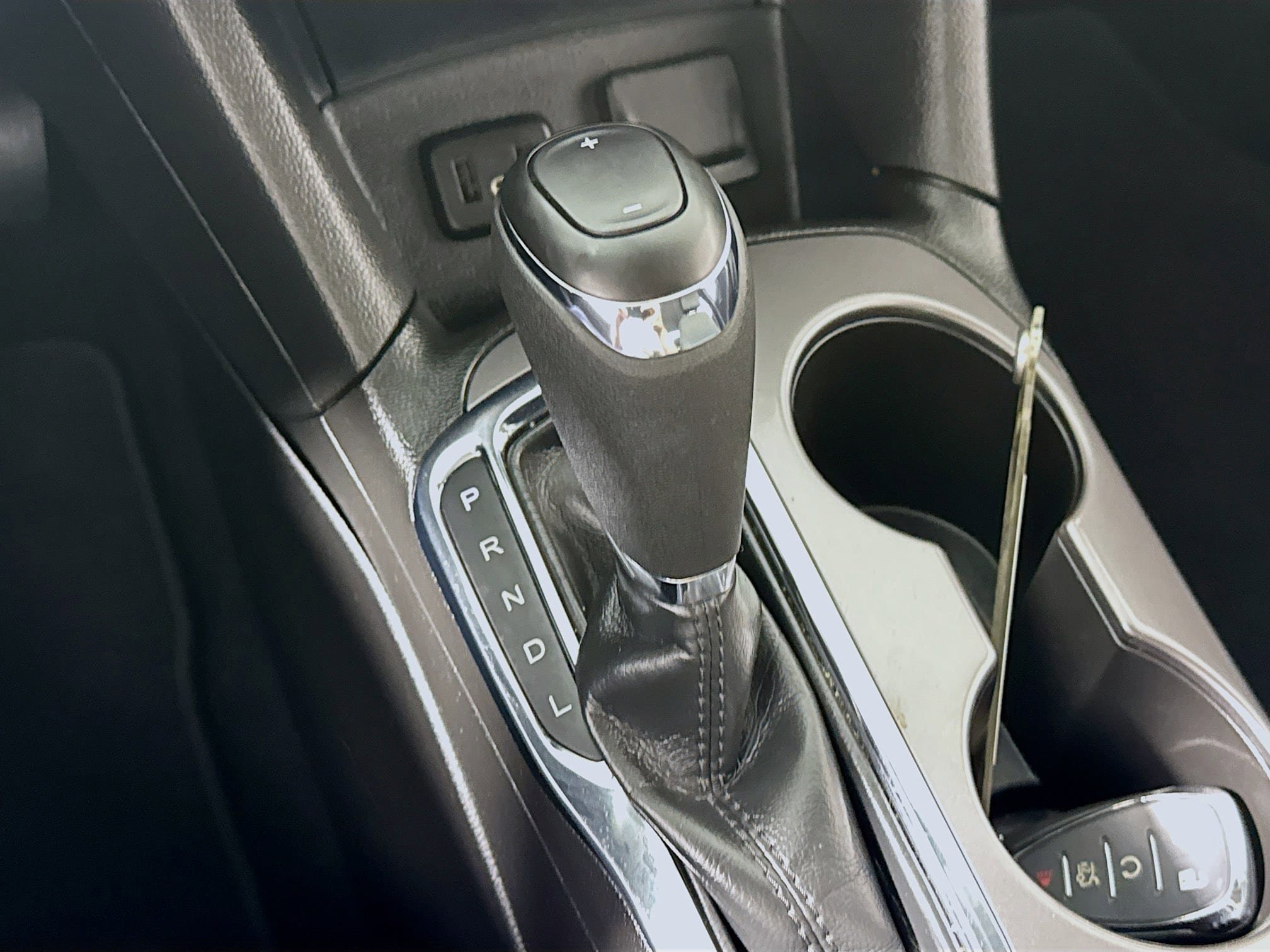 Used 2019 Chevrolet Cruze LT w/ Convenience Package FWD image 19