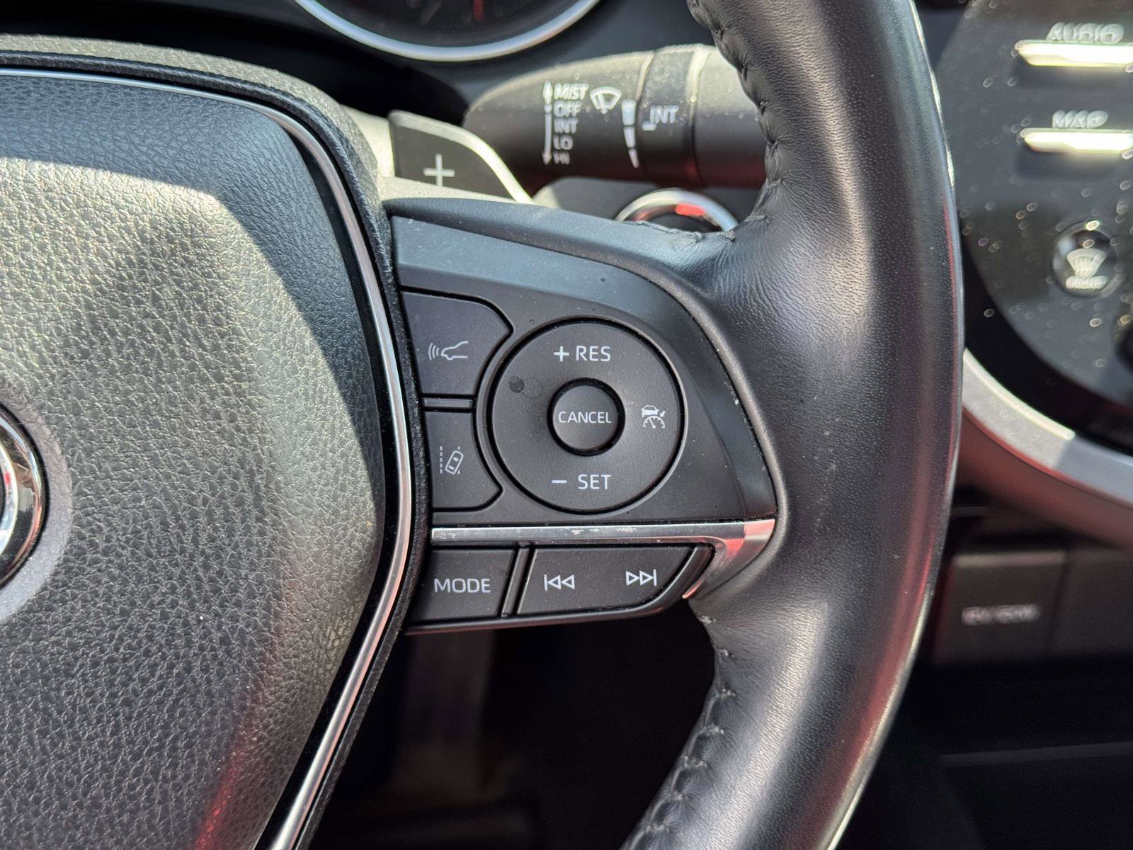 Used 2019 Toyota Camry XSE w/ Navigation Package FWD image 20