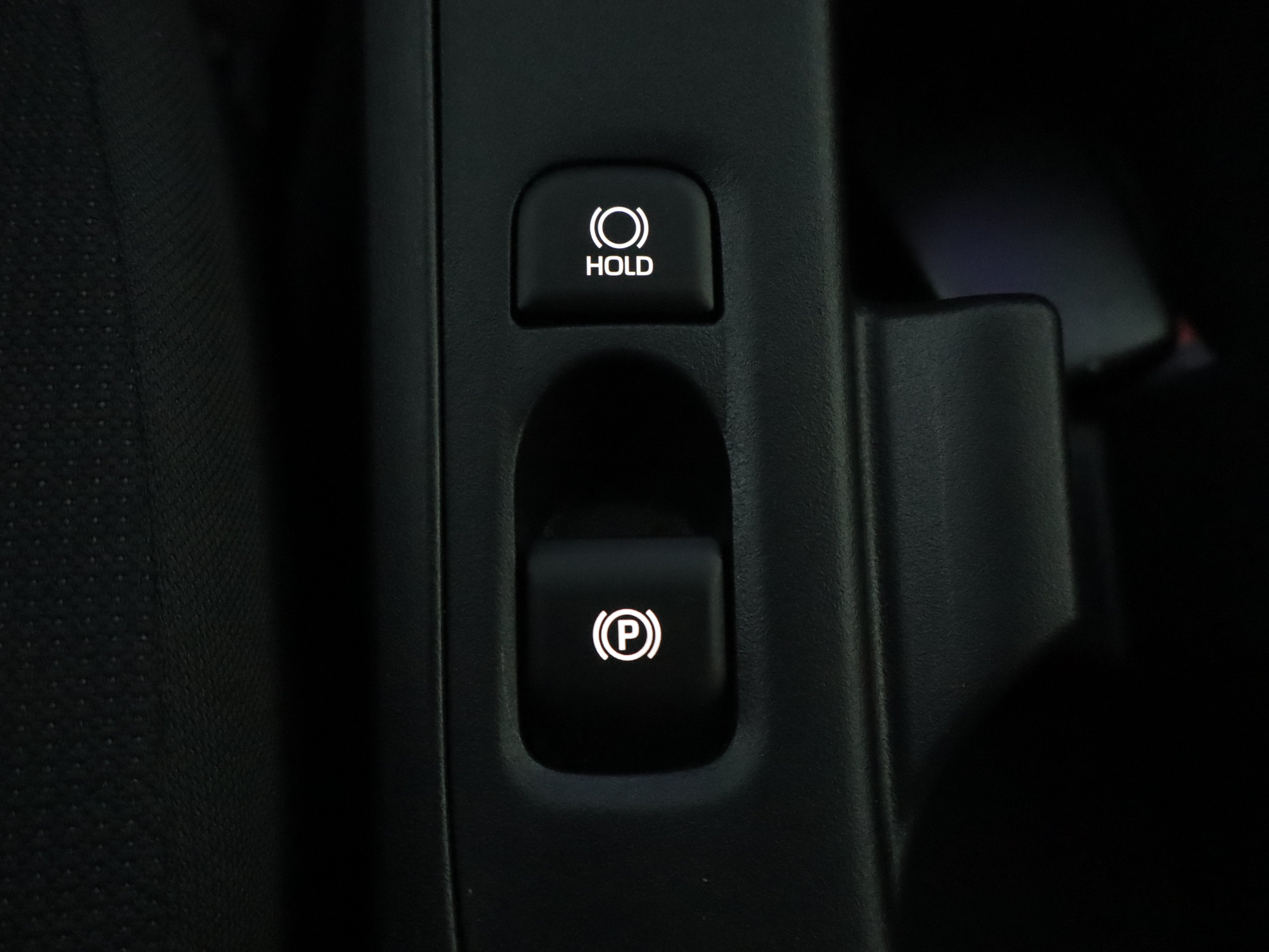 Used 2024 Toyota Corolla LE w/ LE Convenience Package FWD image 17