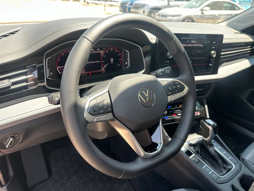 Used 2026 Volkswagen Jetta SEL FWD image 12