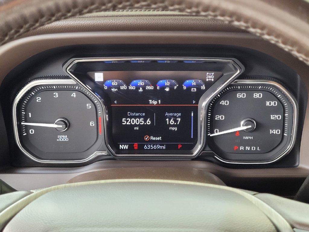 Used 2022 GMC Sierra 1500 Denali w/ Denali Reserve Package AWD/4WD image 14