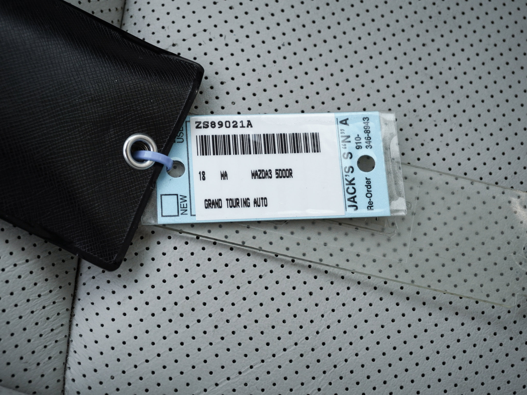 Used 2018 MAZDA MAZDA3 Grand Touring w/ Premium Equipment Package image 36