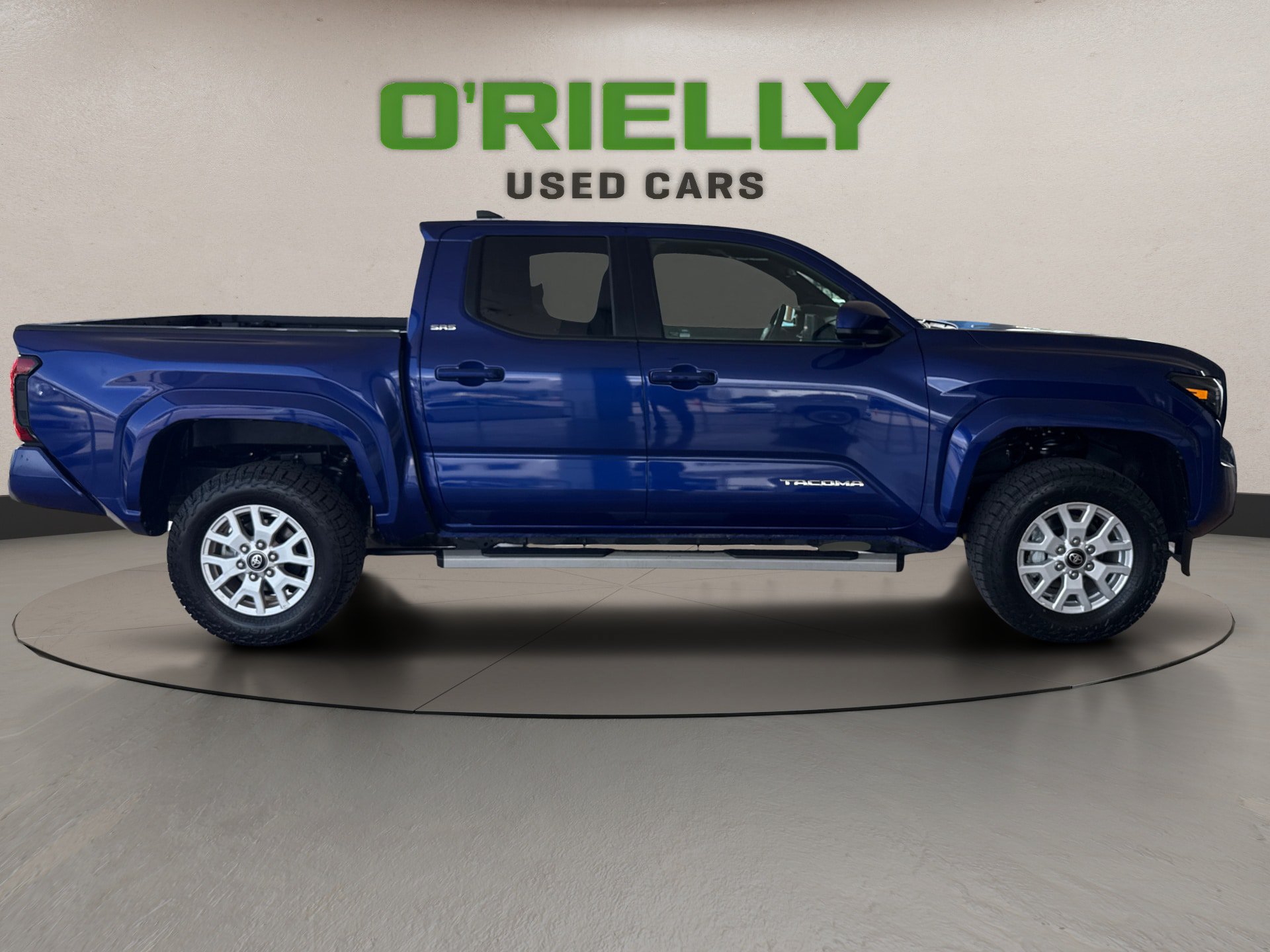 Used 2025 Toyota Tacoma SR5 AWD/4WD image 7