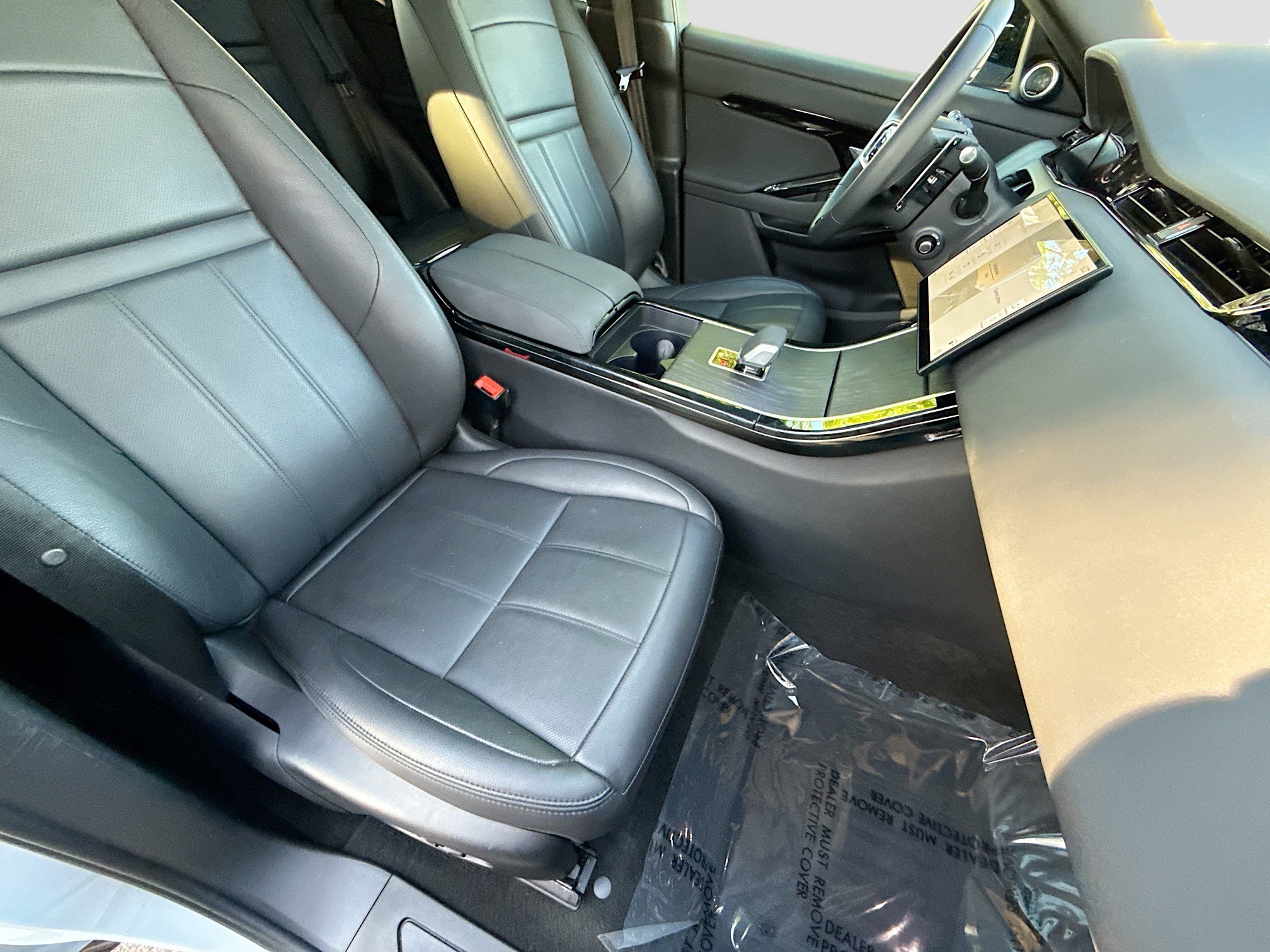 Used 2026 Land Rover Range Rover Evoque S image 14