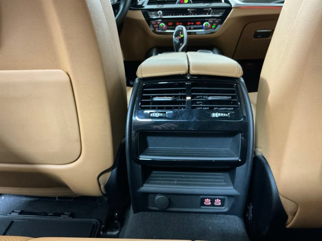 Used 2021 BMW 530i RWD image 27